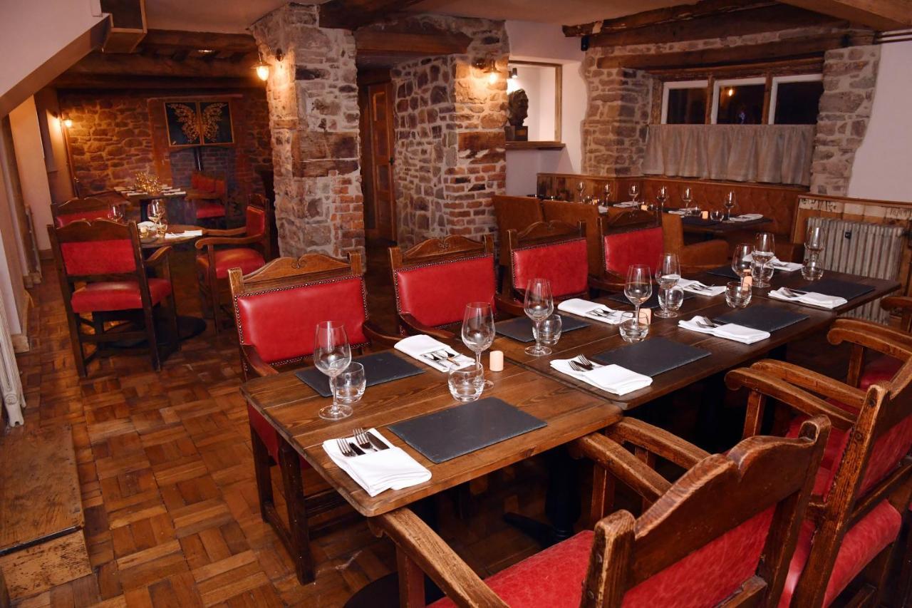 אסק Alfred Russel Wallace Restaurant With Rooms מראה חיצוני תמונה